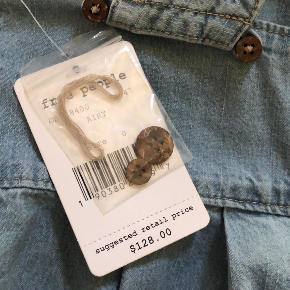 Free people jumpsuit romper size 0. - Picture 3 of 6